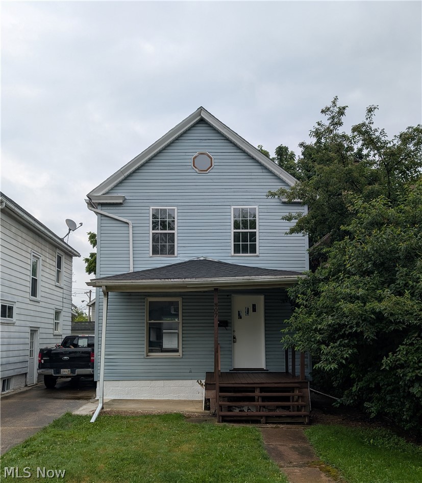 807 Woodland Avenue Elyria OH 44035