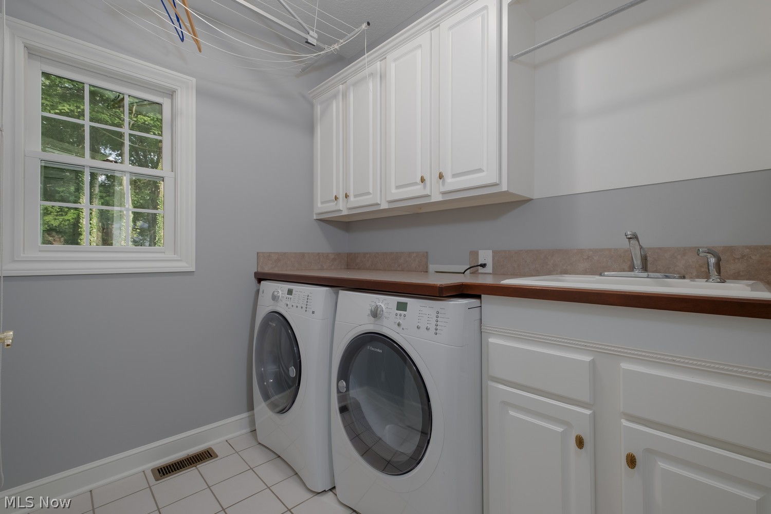 6452 Shenandoah Avenue NW Canton OH 44718