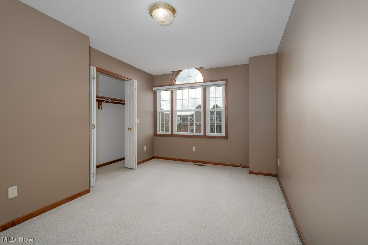 6452 Shenandoah Avenue NW Canton OH 44718