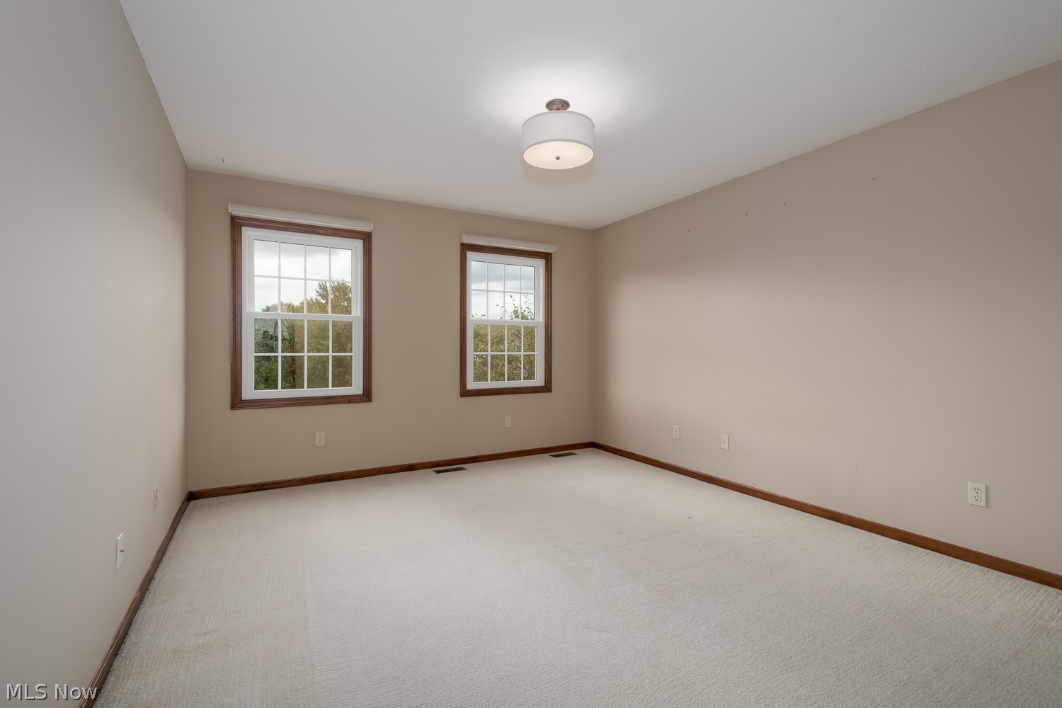 6452 Shenandoah Avenue NW Canton OH 44718
