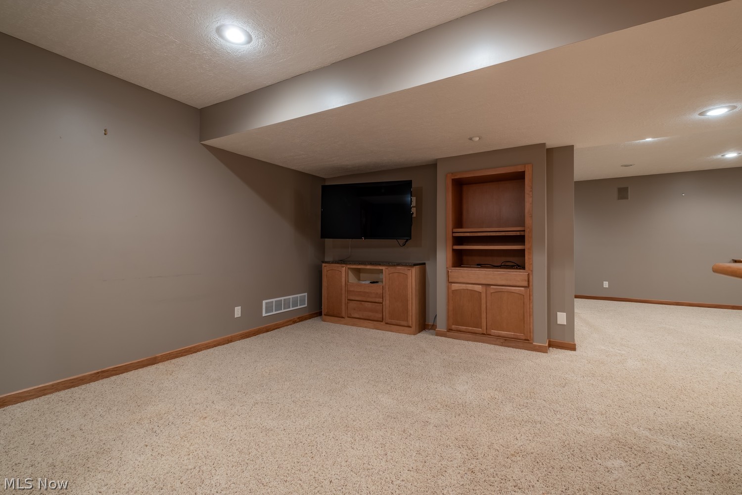 6452 Shenandoah Avenue NW Canton OH 44718