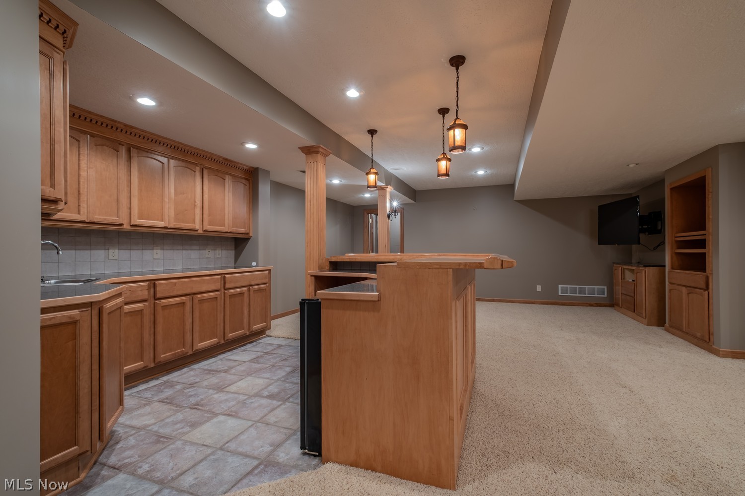 6452 Shenandoah Avenue NW Canton OH 44718