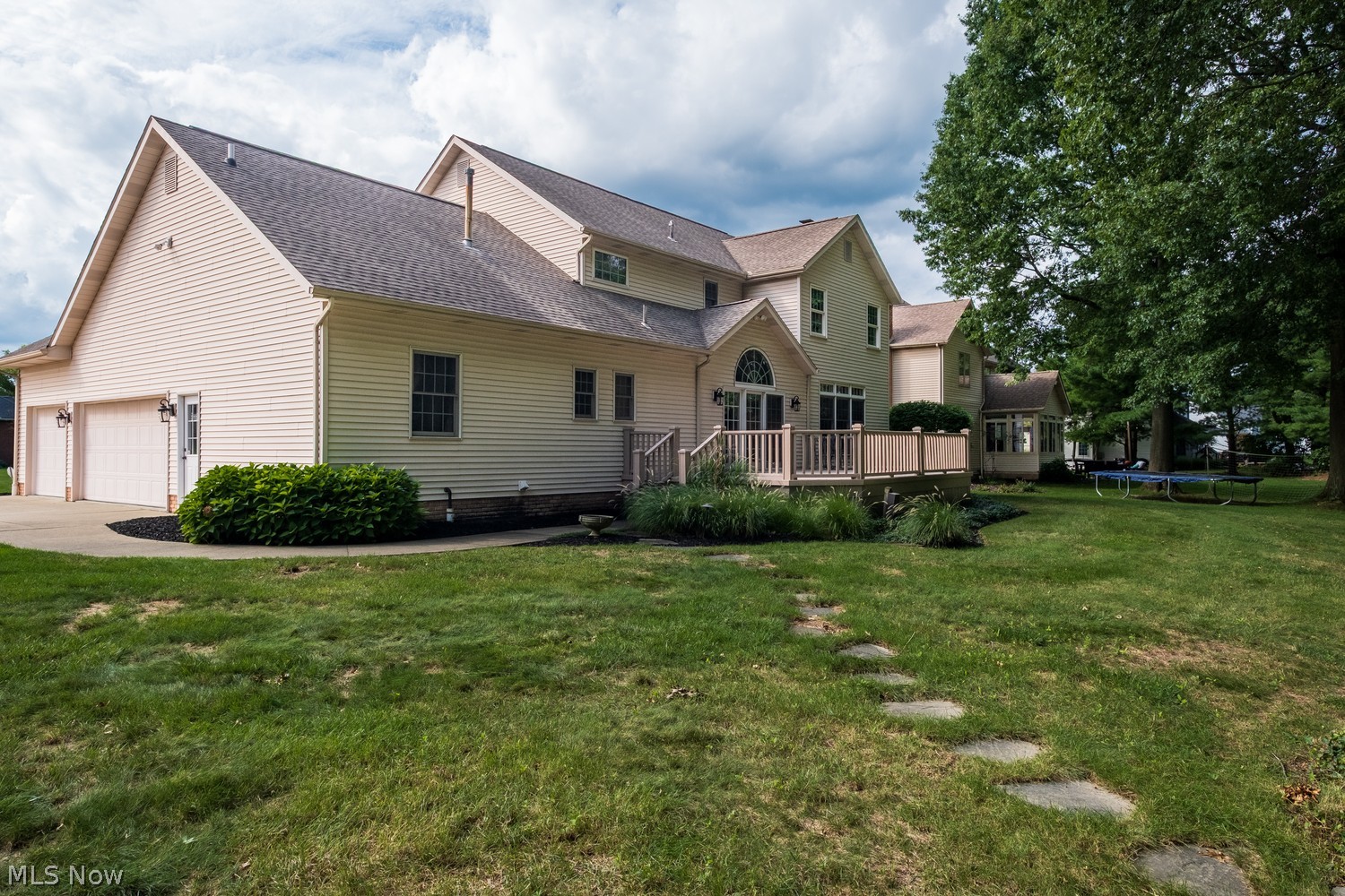 6452 Shenandoah Avenue NW Canton OH 44718