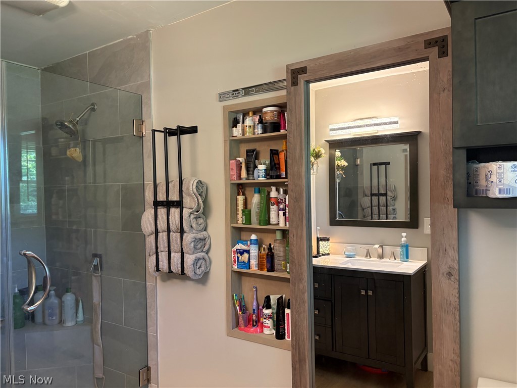 4424 N Lake Road West Farmington OH 44491
