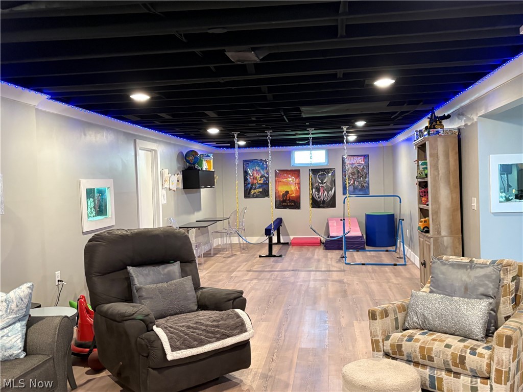 4424 N Lake Road West Farmington OH 44491
