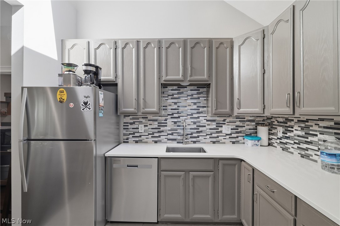 1726 W 31st Place Cleveland OH 44113