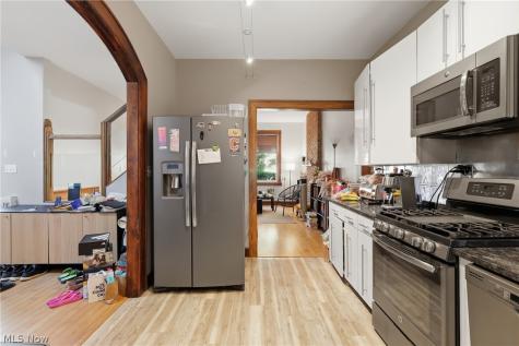 1726 W 31st Place Cleveland OH 44113