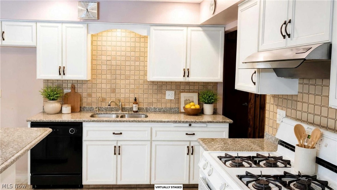 4770 Elizabeth Lane Brooklyn OH 44144