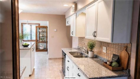4770 Elizabeth Lane Brooklyn OH 44144