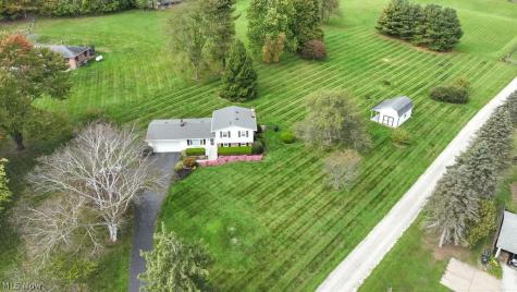 8069 Goodrich Road SW Navarre OH 44662