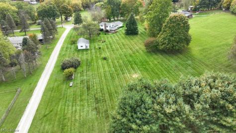 8069 Goodrich Road SW Navarre OH 44662
