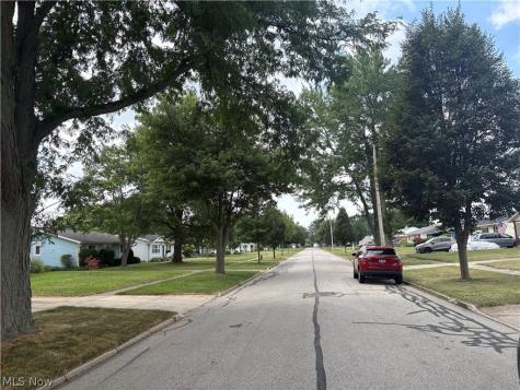 448 Chestnut Drive Berea OH 44017