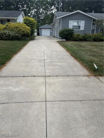 448 Chestnut Drive Berea OH 44017