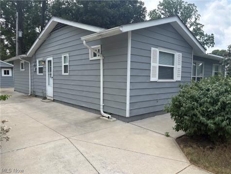 448 Chestnut Drive Berea OH 44017