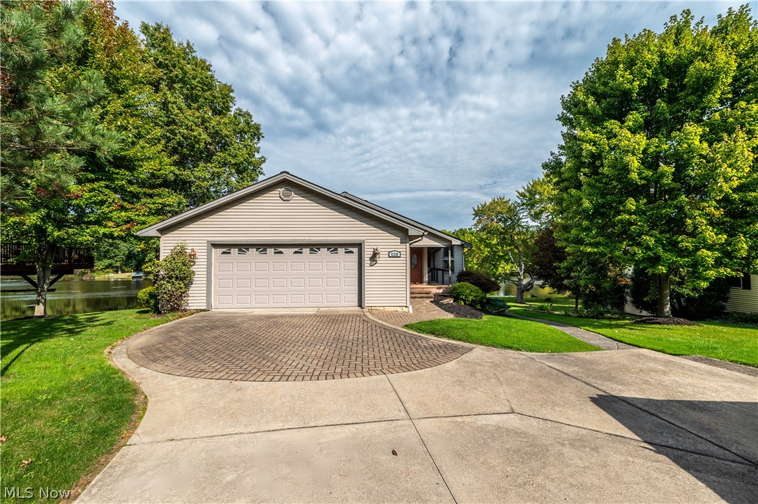 11218 Diehl Lake Drive Berlin Center OH 44401
