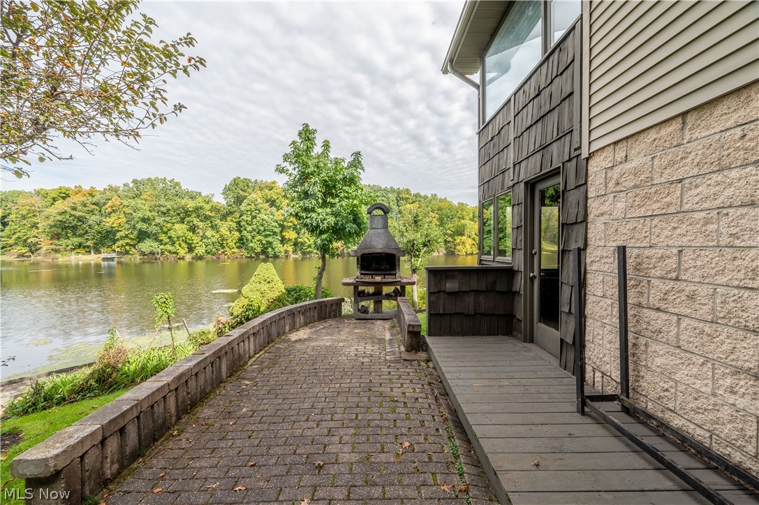 11218 Diehl Lake Drive Berlin Center OH 44401