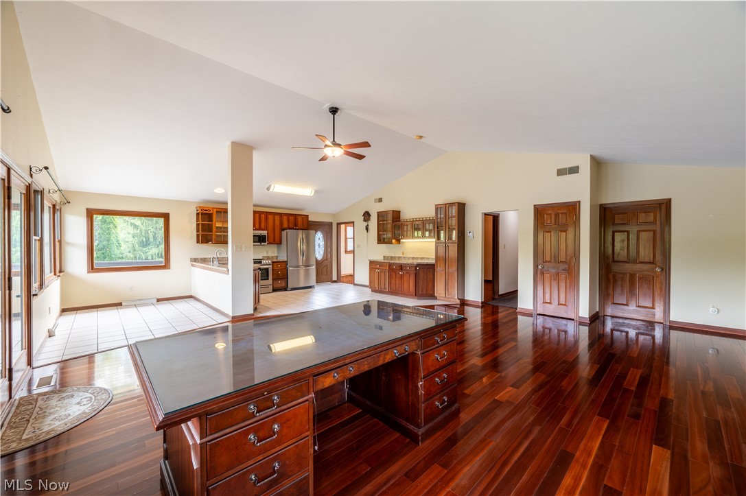 11218 Diehl Lake Drive Berlin Center OH 44401