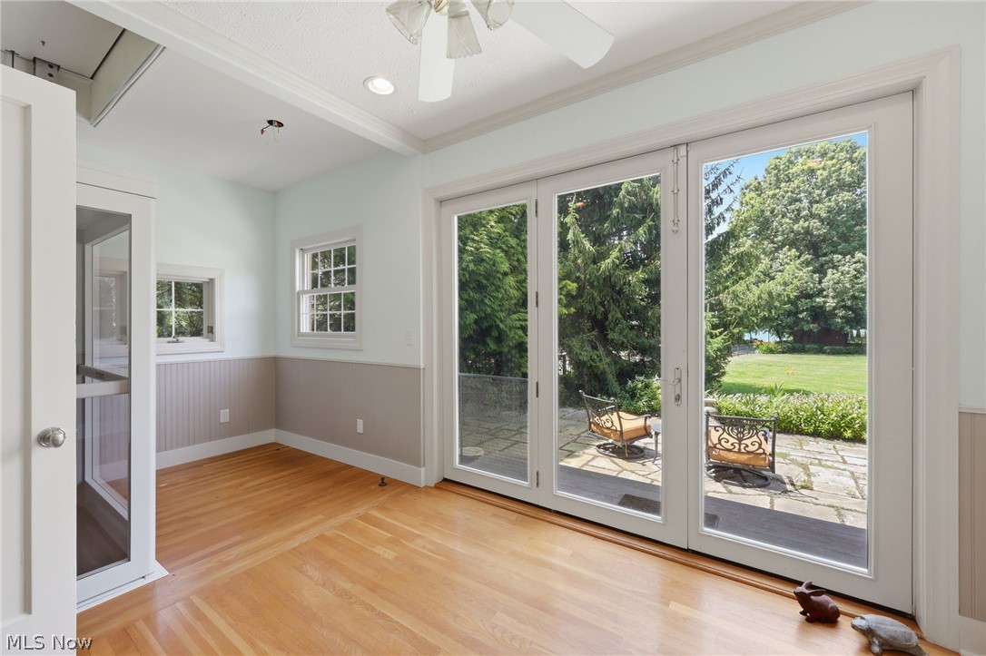 9913 Lake Shore Boulevard Bratenahl OH 44108