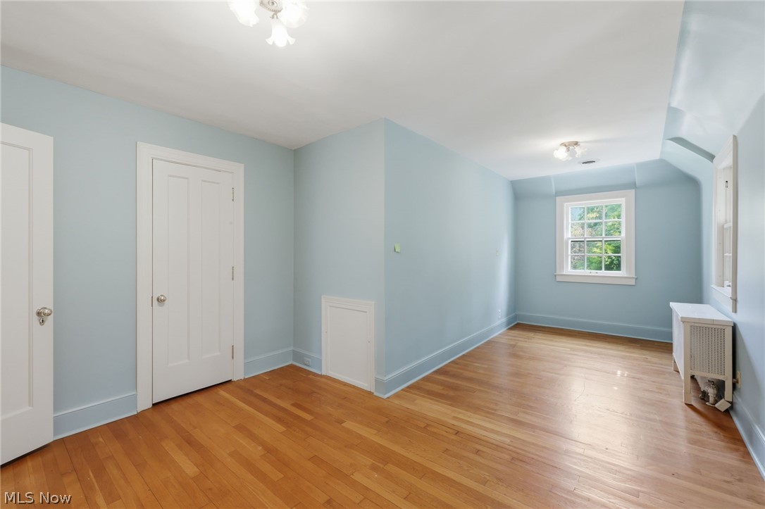 9913 Lake Shore Boulevard Bratenahl OH 44108