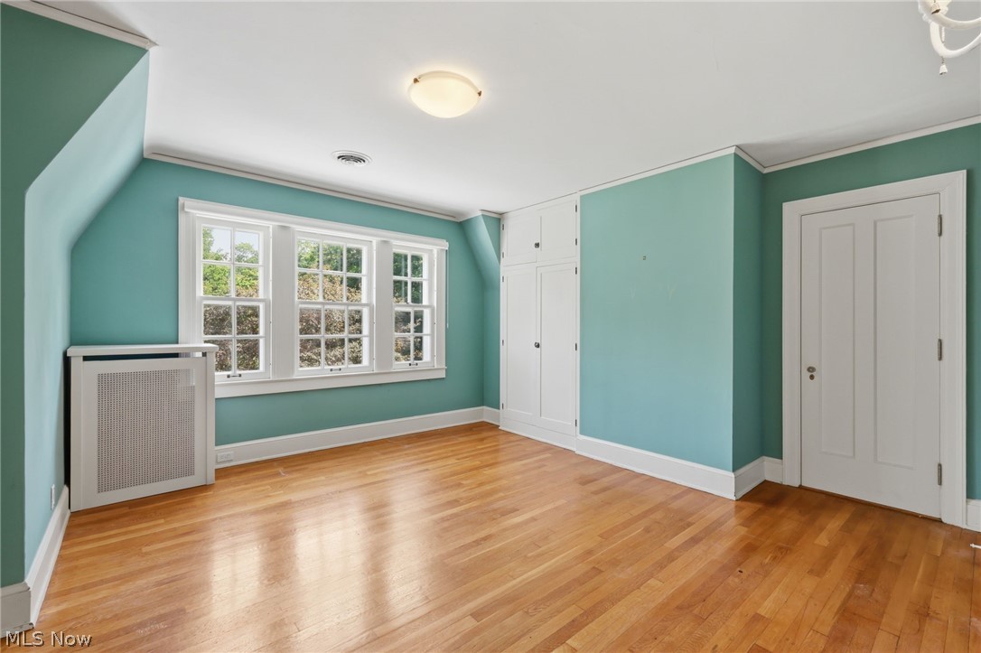 9913 Lake Shore Boulevard Bratenahl OH 44108