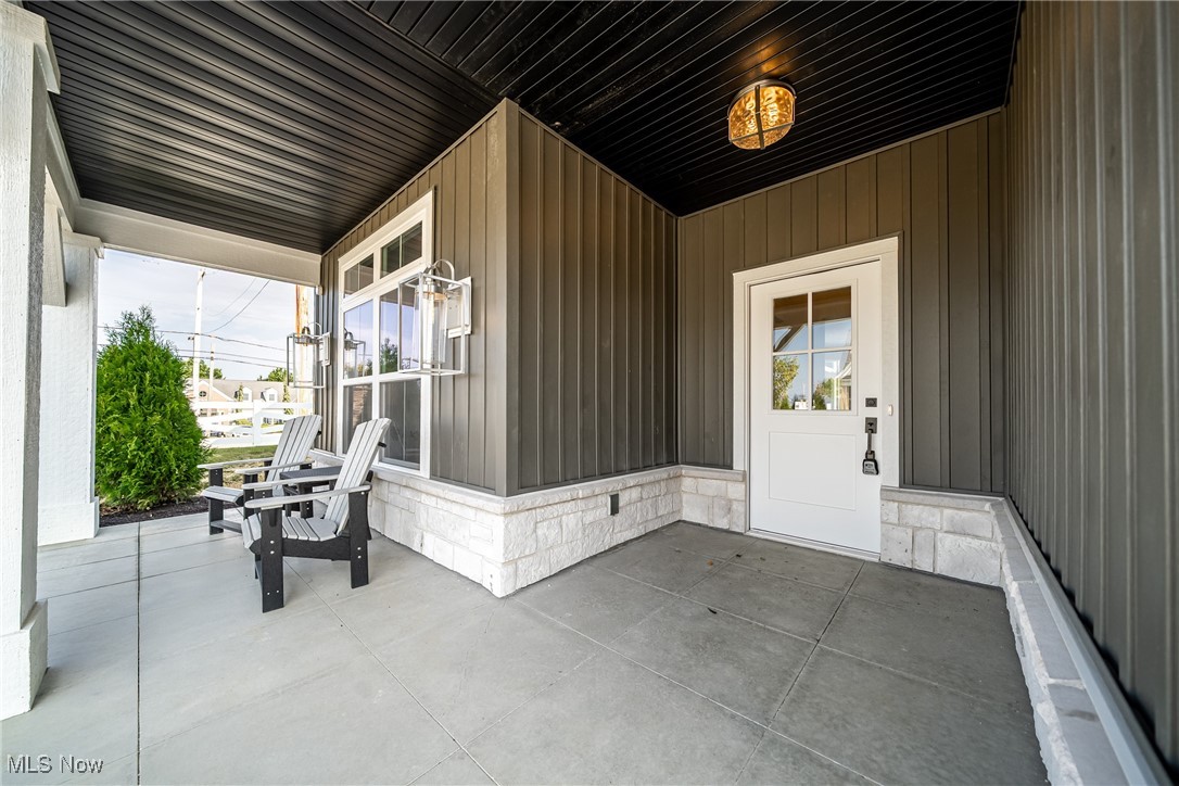 5302 Charlotte's Way Sheffield Village OH 44035