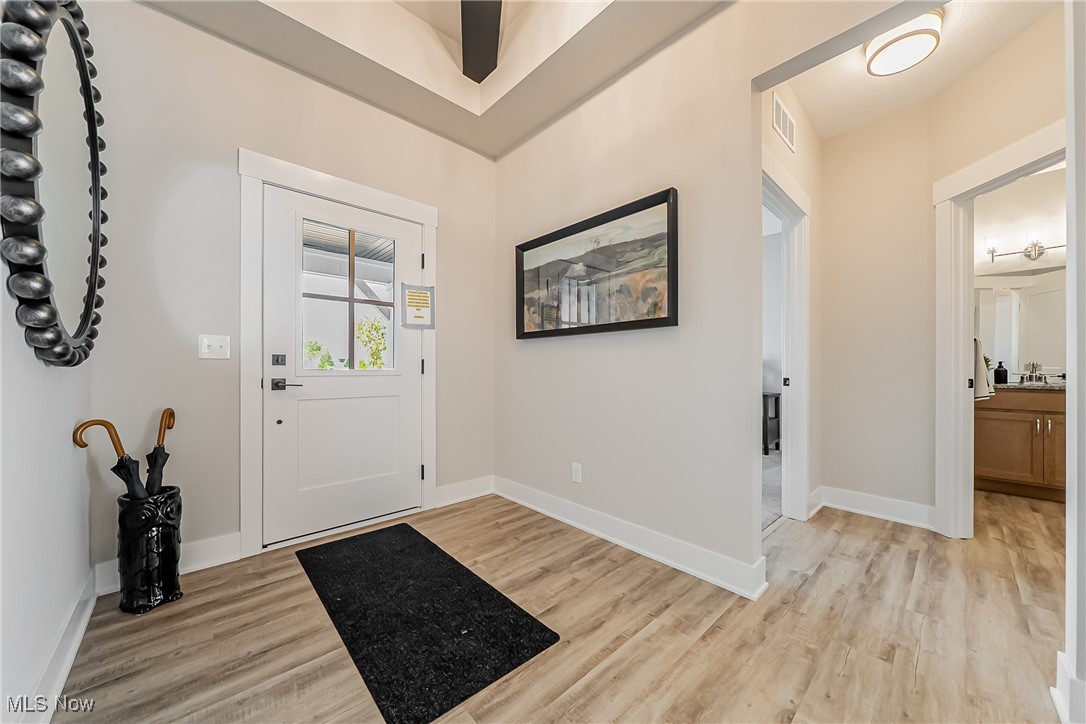 5302 Charlotte's Way Sheffield Village OH 44035