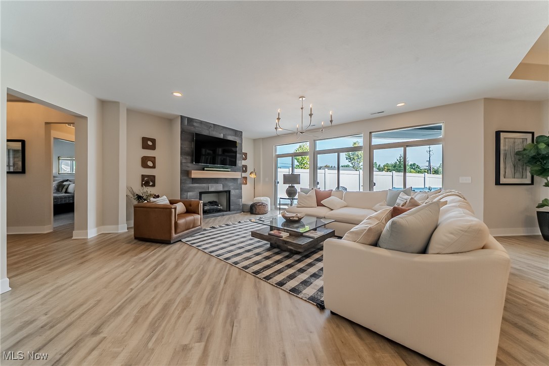 5302 Charlotte's Way Sheffield Village OH 44035