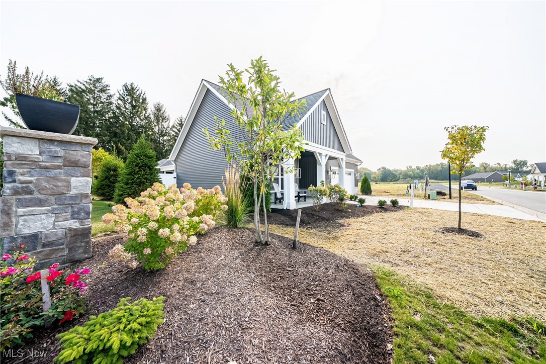 5302 Charlotte's Way Sheffield Village OH 44035