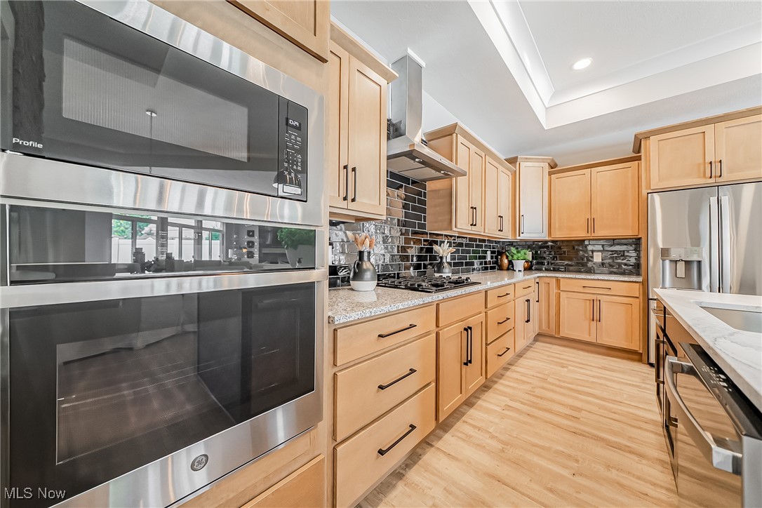 5302 Charlotte's Way Sheffield Village OH 44035