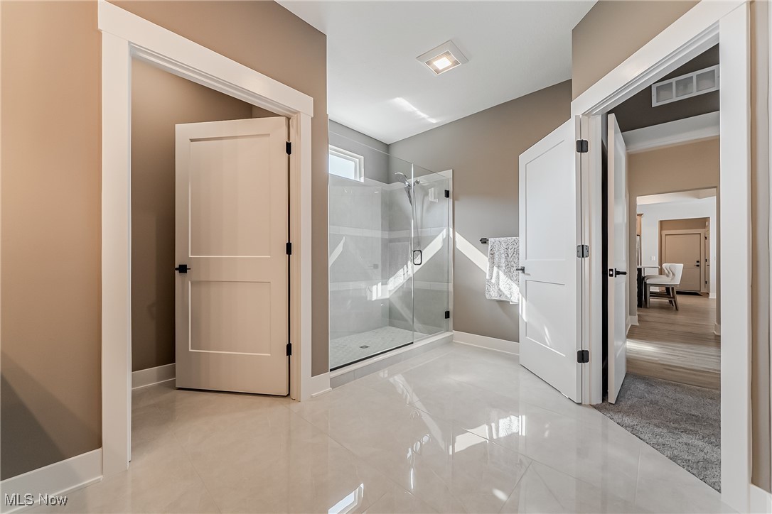 5302 Charlotte's Way Sheffield Village OH 44035