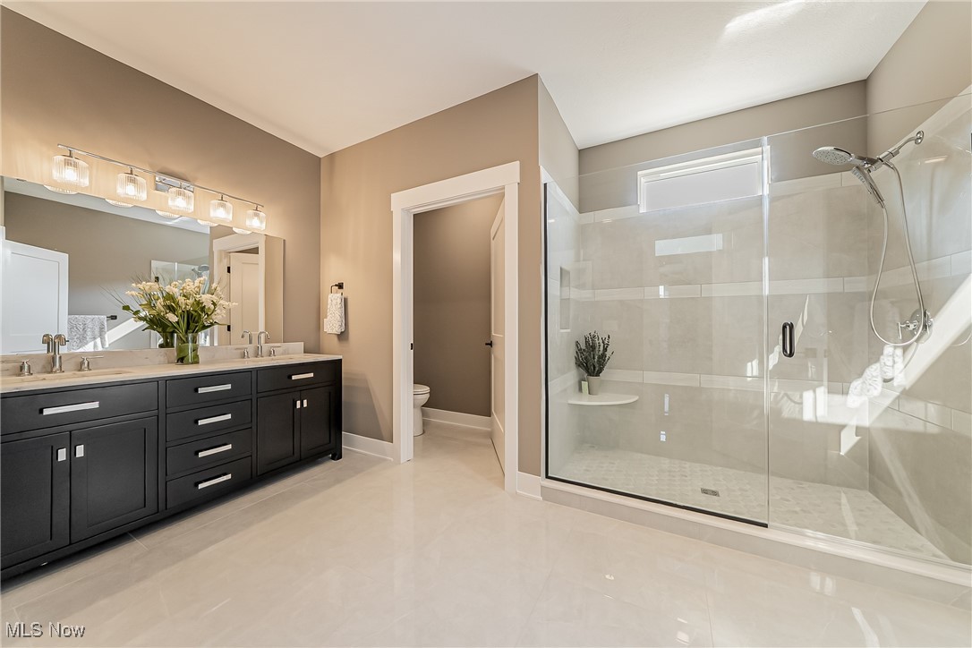5302 Charlotte's Way Sheffield Village OH 44035