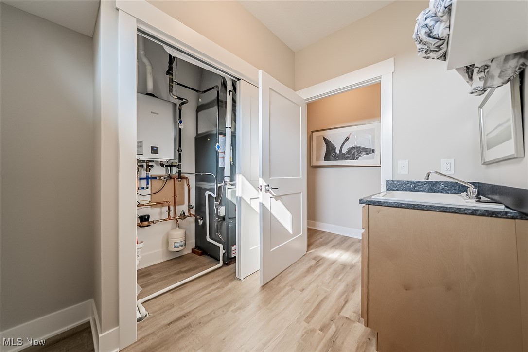 5302 Charlotte's Way Sheffield Village OH 44035