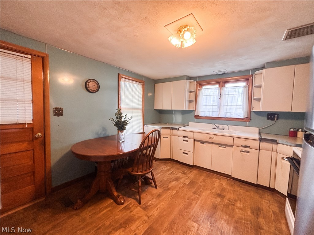 724 E Main Street Barnesville OH 43713