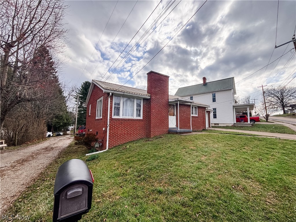 724 E Main Street Barnesville OH 43713
