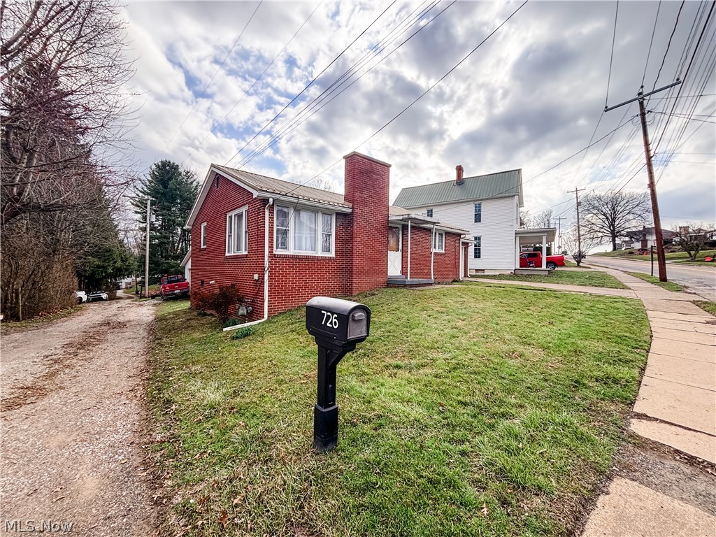 724 E Main Street Barnesville OH 43713