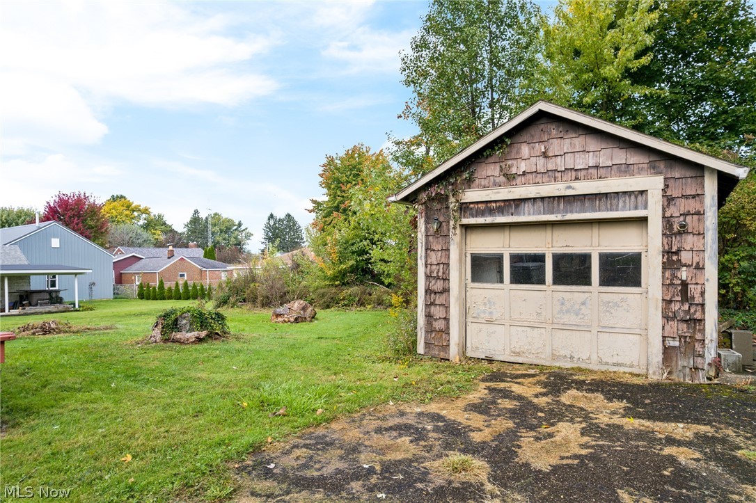 223 E 3rd Street East Canton OH 44730