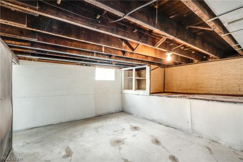 15413 Raymond Street Maple Heights OH 44137