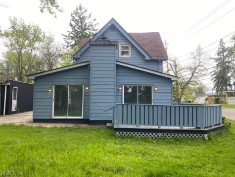 15413 Raymond Street Maple Heights OH 44137