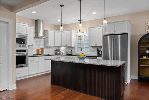 107 Loyola Drive Elyria OH 44035