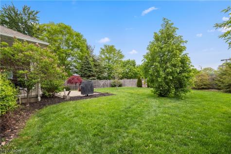 107 Loyola Drive Elyria OH 44035