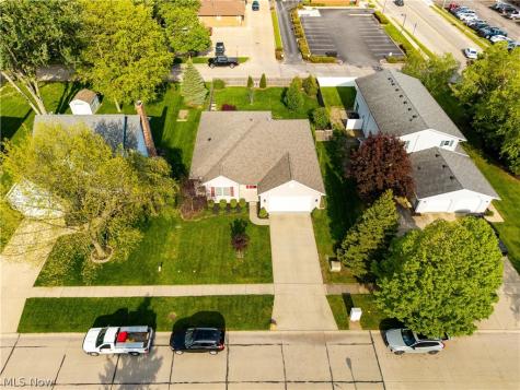 107 Loyola Drive Elyria OH 44035