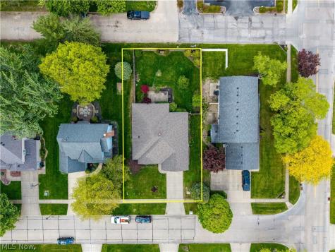 107 Loyola Drive Elyria OH 44035