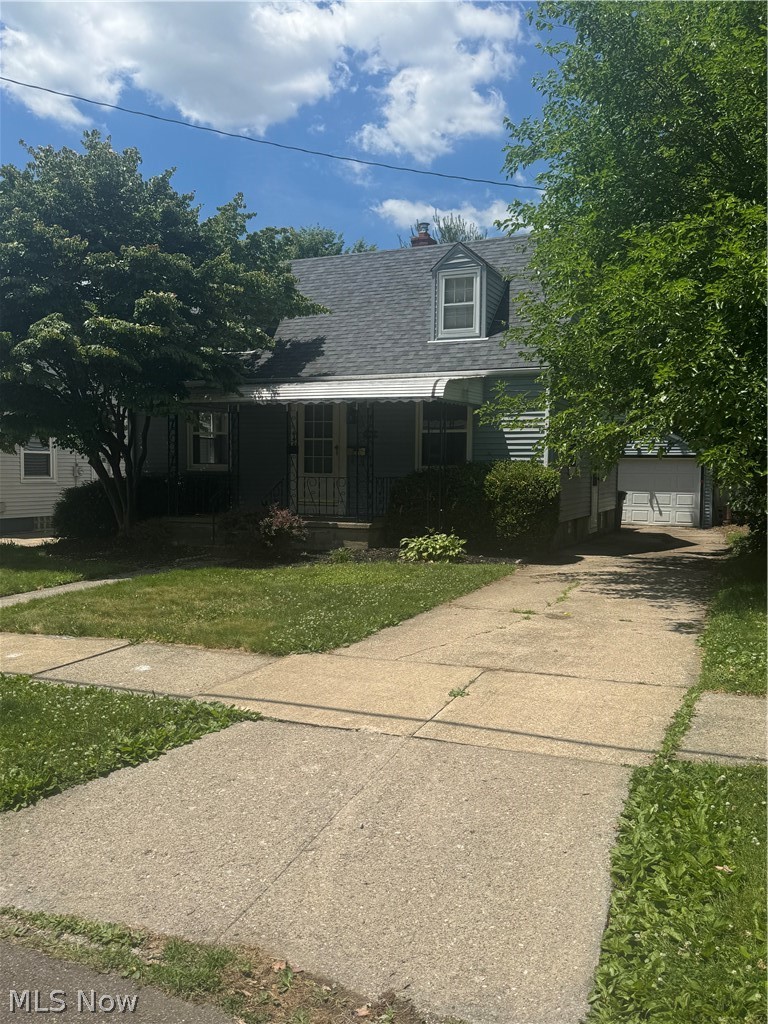 1646 Oakwood Avenue Akron OH 44301