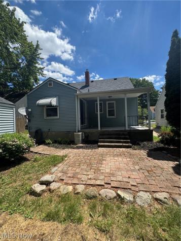 1646 Oakwood Avenue Akron OH 44301