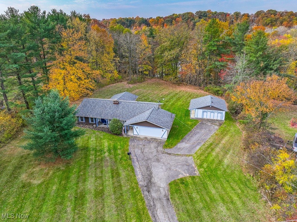 5390 Vrooman Road Leroy OH 44077