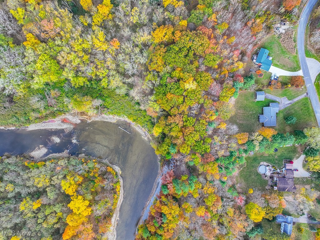 5390 Vrooman Road Leroy OH 44077