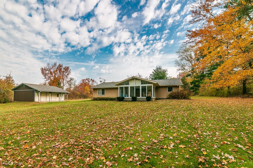 5390 Vrooman Road Leroy OH 44077