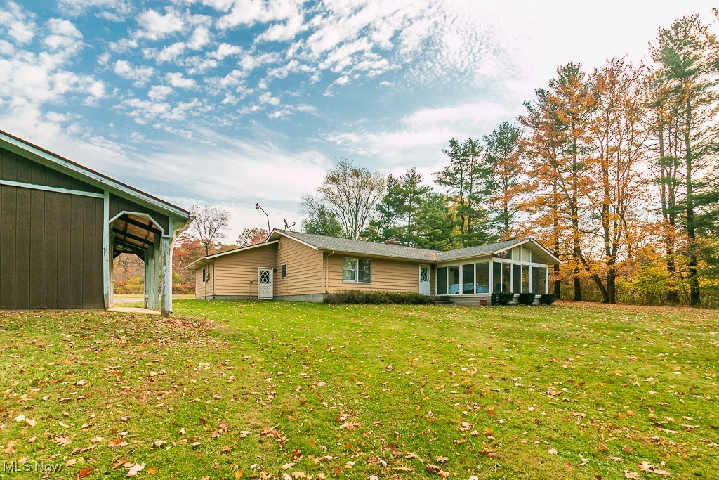 5390 Vrooman Road Leroy OH 44077