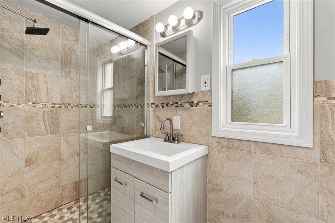 3062 Ashwood Road Cleveland OH 44120