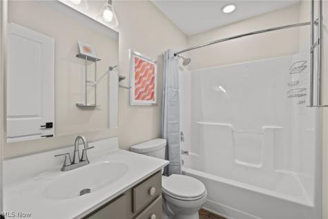 5020 Lake Forest Drive Peninsula OH 44264